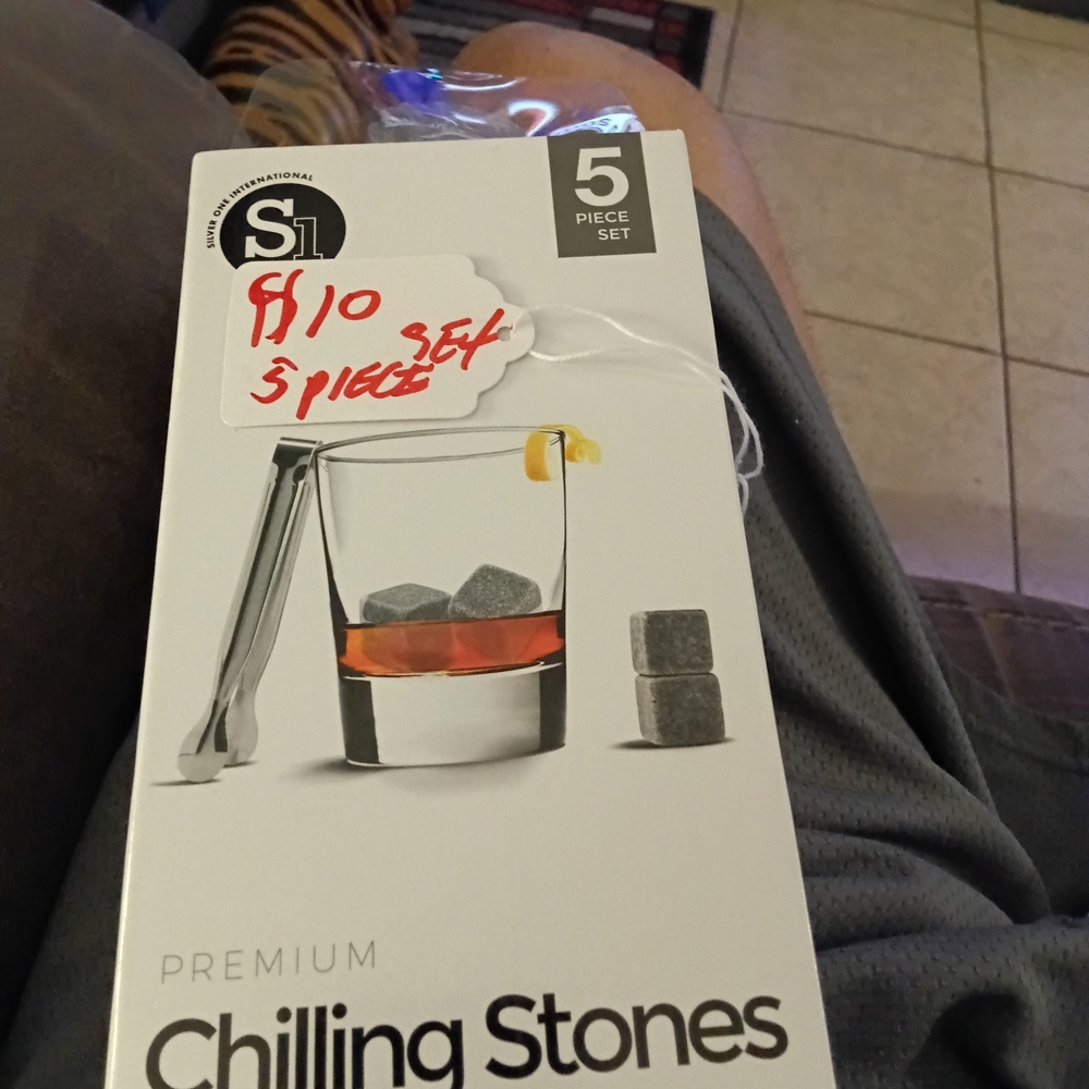 Premium Chilling Stones Set - Gray